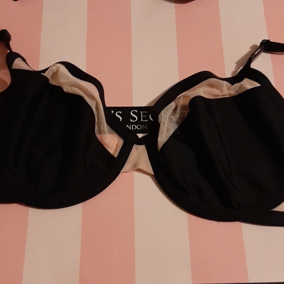 Victoria secret bra 34D - Picture 2 of 4